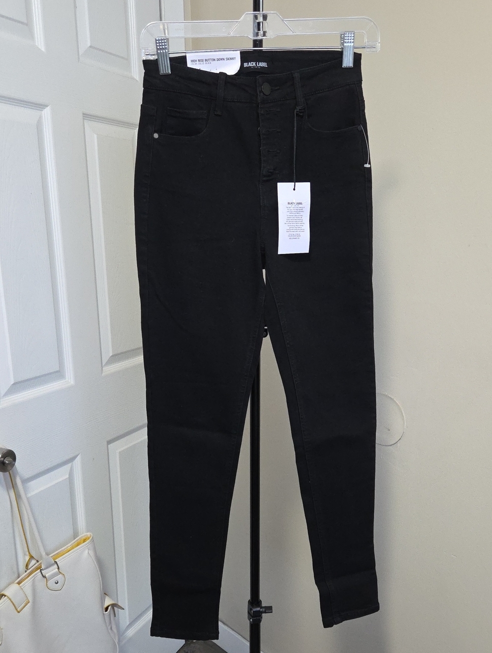 Nwt Black Label Women's Skinny Jeans — Black